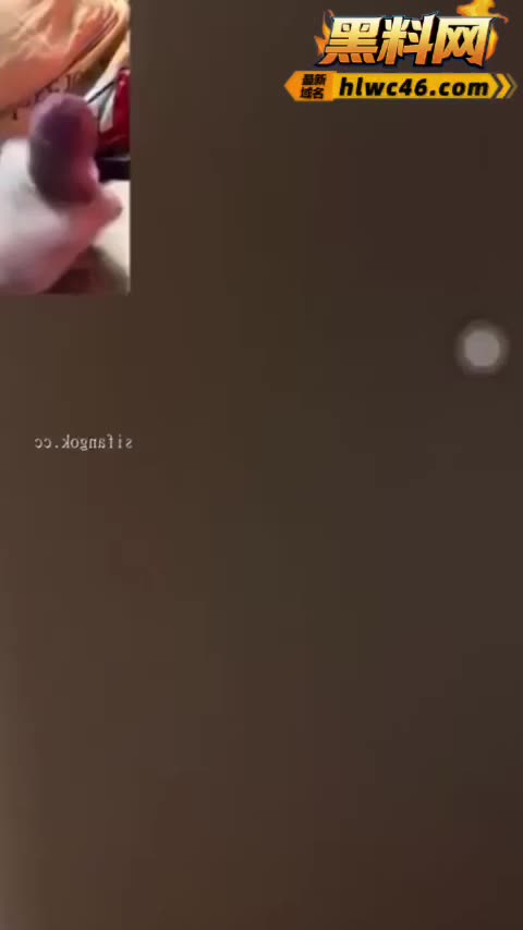 抖音网红 亲亲小渝 裸聊视频流出 玉足掰穴自慰诱惑不断