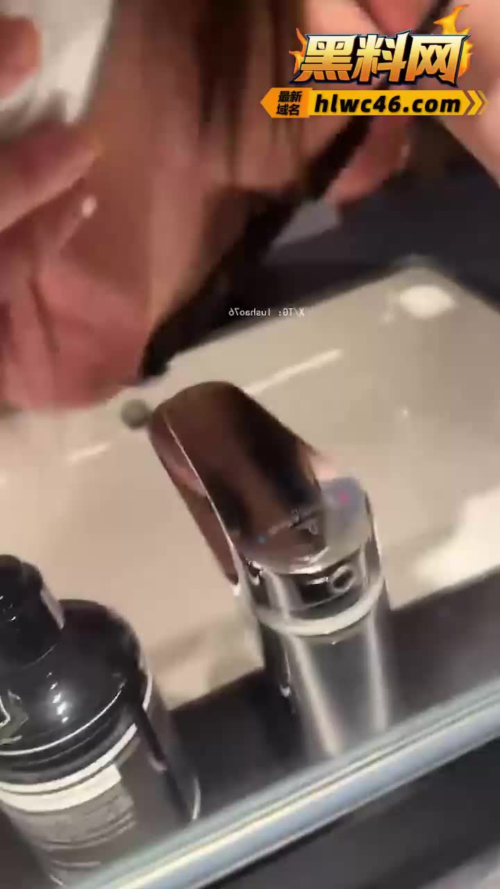 广州大神博主 牛刺身 约炮05后女大学生 巨乳黑丝纹身妹都有 真是太会撩了